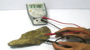 گزارش کار آزمایش مقاومت الکتریکی سنگ ها و کانی های مختلف شماره 1